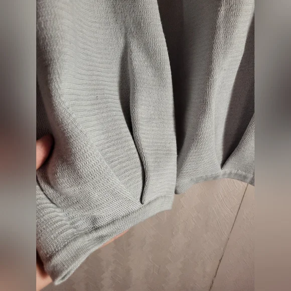 Free People Freya Set-Gray Wide-Leg Pants and matching cropped sweater NWT - Picture 8 of 11